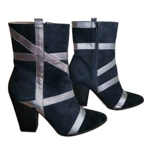 Y2K Vibe Paris Hilton Black Suede Silver Metallic Ankle Boots Size 9 Tawny Heels